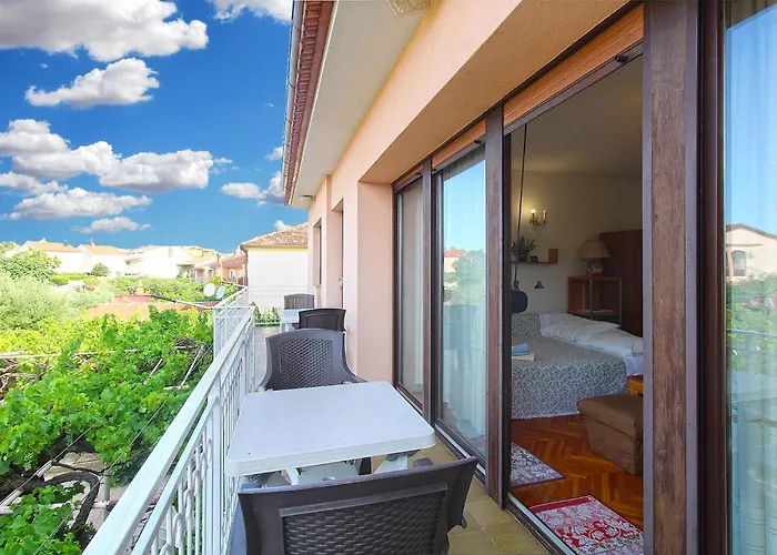 Apartman Ines 2276 *